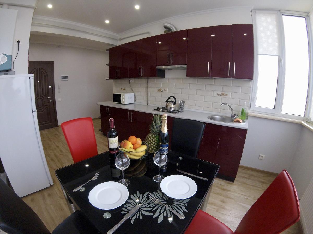 Vip Apartament In The Center Truskavets Ngoại thất bức ảnh